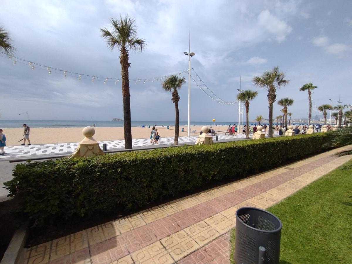Living Benidorm. Playa Levante Exterior photo